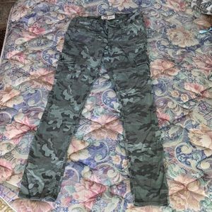 Camo l.e.i jeans